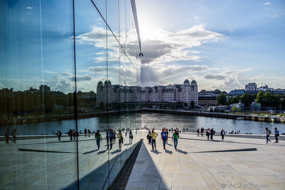 Oslo - Spiegelung im Opernhaus